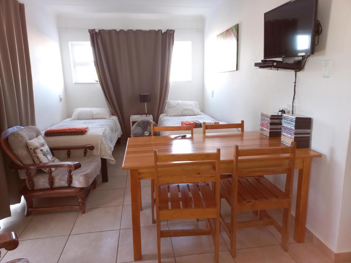 Come Home In Oudtshoorn Self-Catering Units Εξωτερικό φωτογραφία